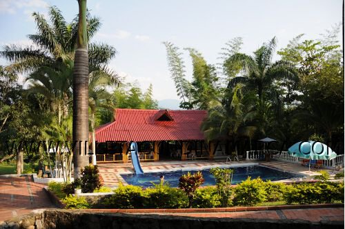 Hotel Los Almendros en Villeta Cundinamarca Colombia